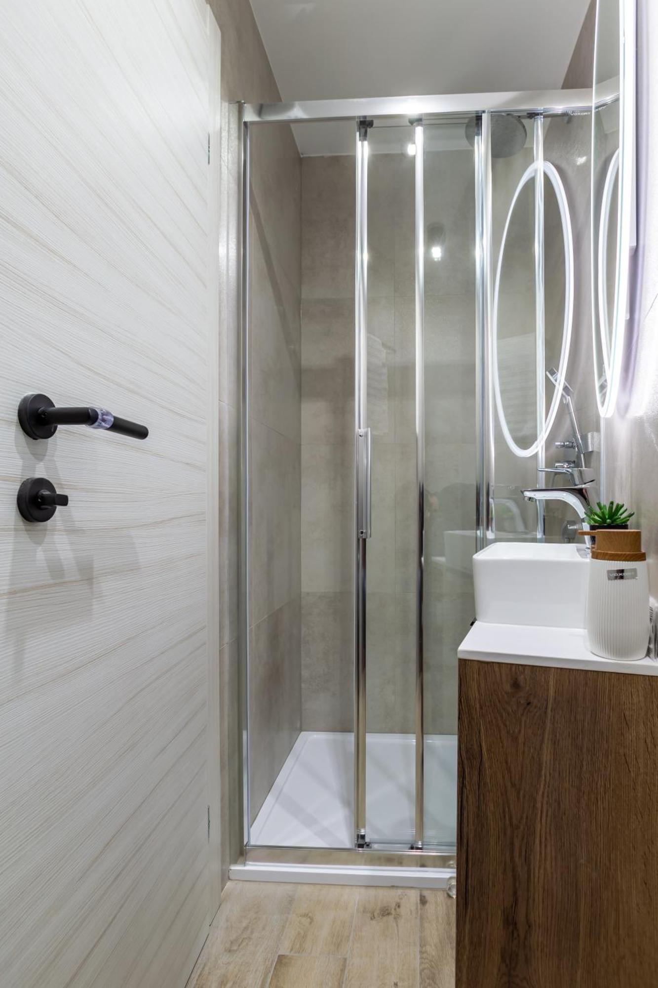 Luxury Lifestyle Rooms Split Exteriör bild